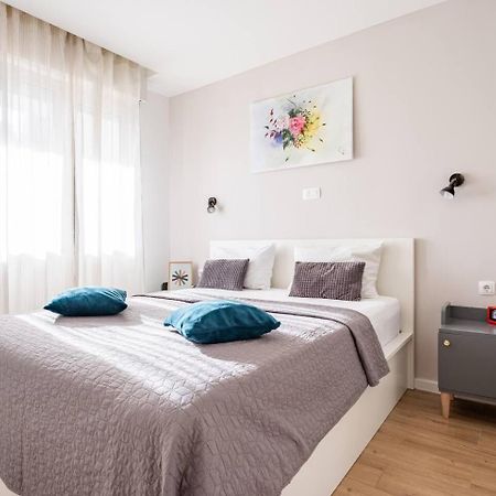 Center Apartment Pia 오미스 외부 사진