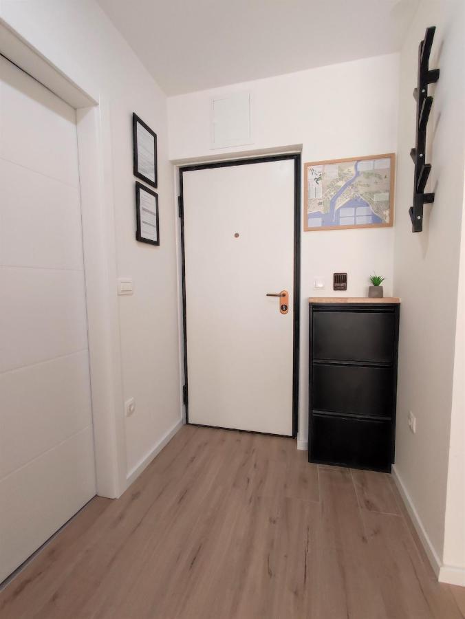 Center Apartment Pia 오미스 외부 사진