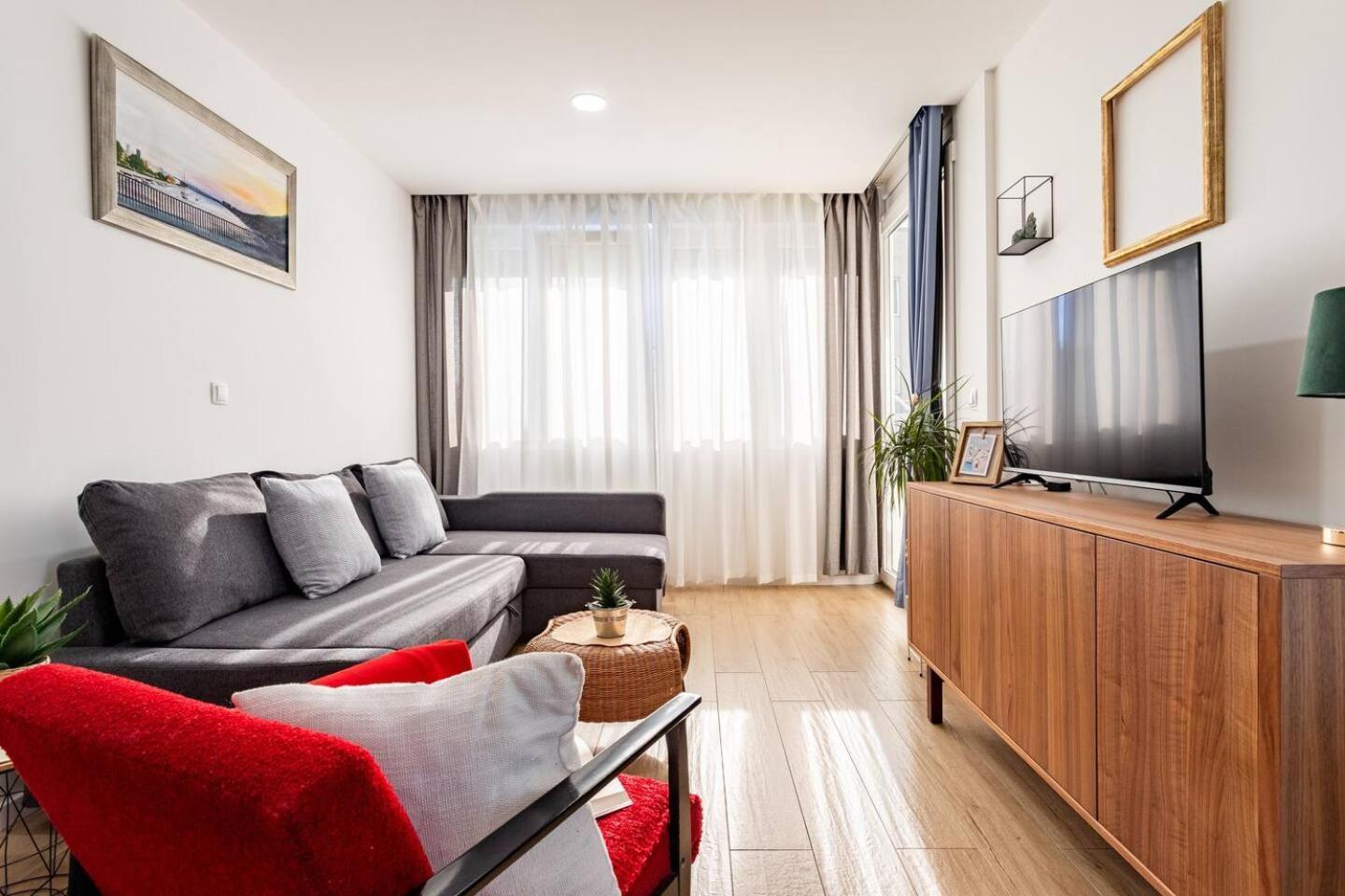 Center Apartment Pia 오미스 외부 사진